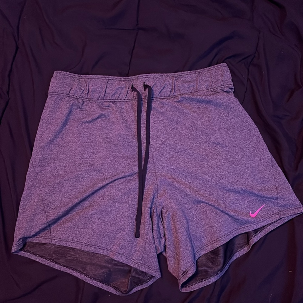 Nike athletic shorts - Picture 4 of 4